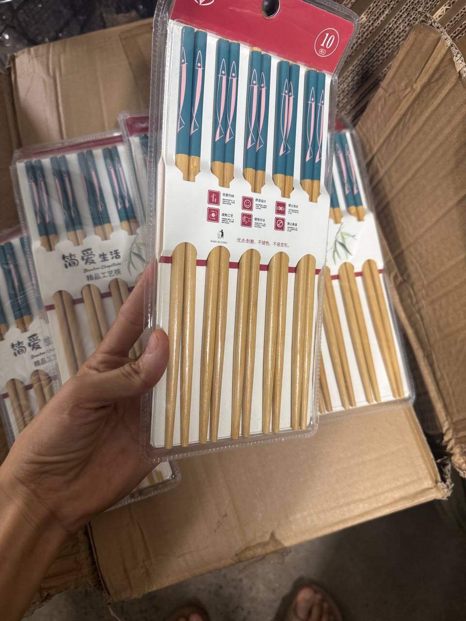 Vỉ 10 đôi đũa tre cá xanh dài 25cm – Chống ẩm mốc, kháng khuẩn, Hàng Đẹp