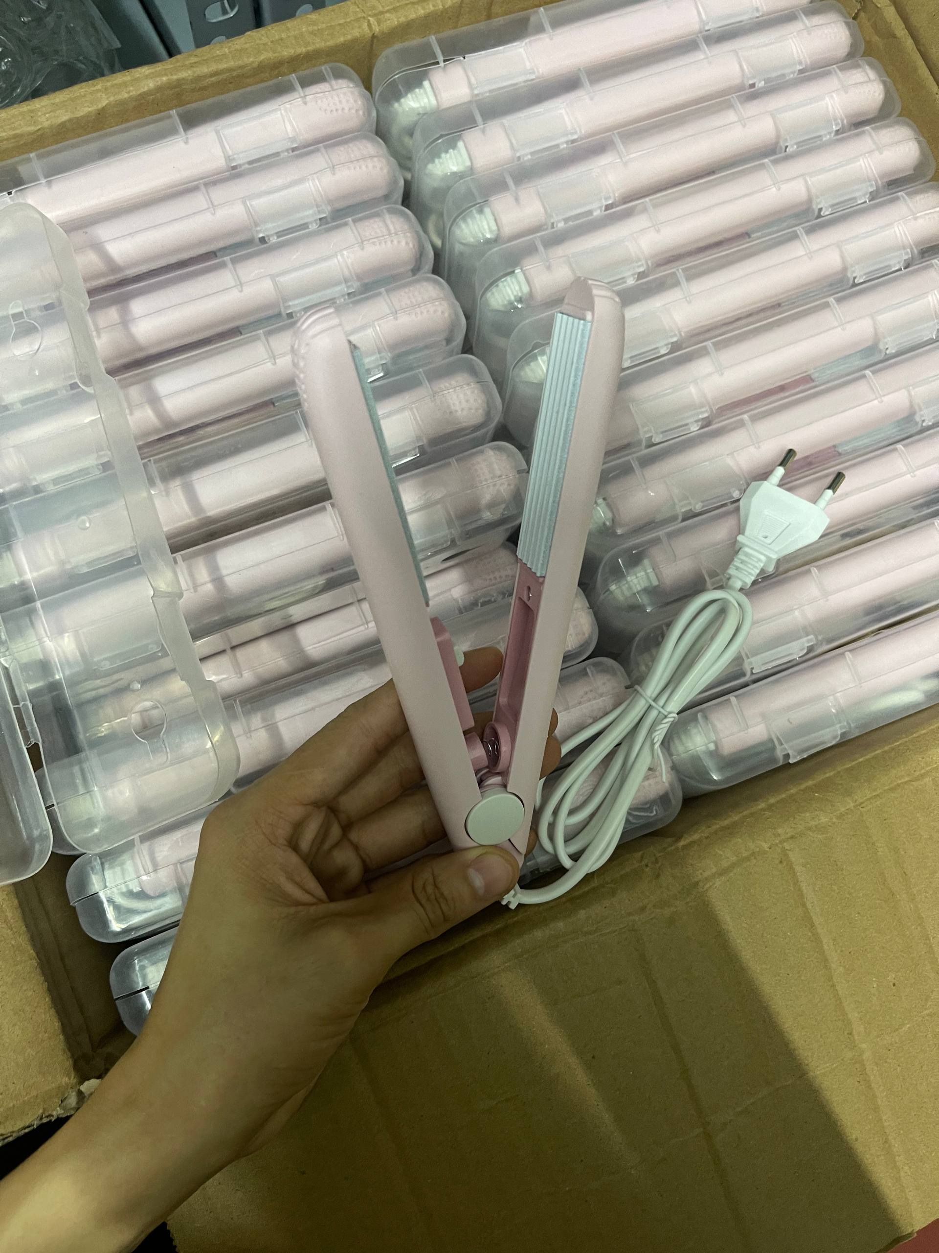 Máy Kẹp Bấm Xù Tóc Mini Cầm Tay